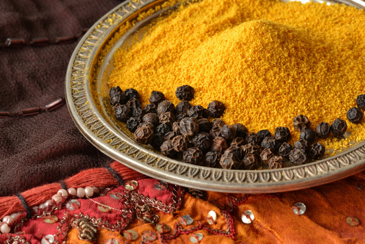 The Dynamic Duo: The Benefits of Combining Turmeric and Black Pepper